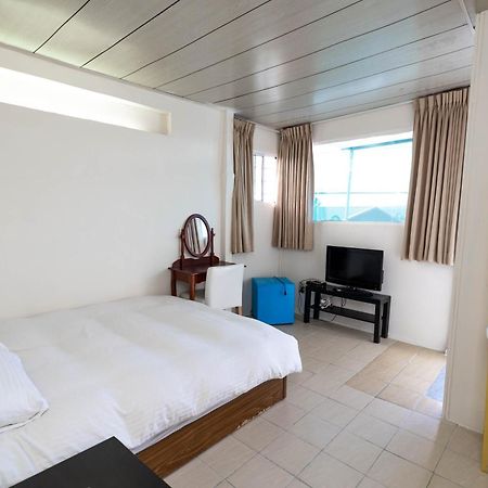 Mei Ru Car Rent Homestay Hengchun Exterior photo